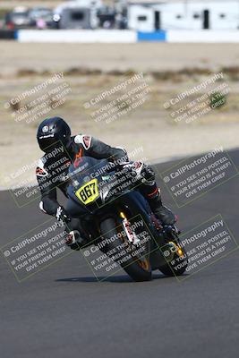 media/Oct-12-2025-CRA (Sun) [[e621380112]]/Races/Race 8/